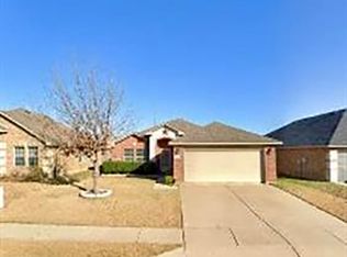 2425 Loreto Dr, Fort Worth, TX 76177