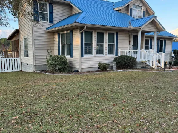 199 Owl Head Trl, Hazlehurst, GA 31539