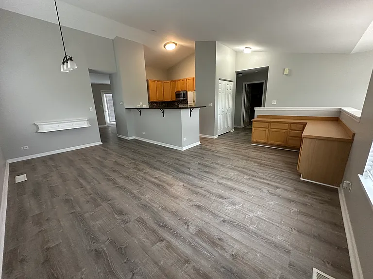 707 Genesee Dr — Photo 7