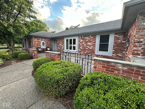 3rd image of 7536 Cape Cod Cir