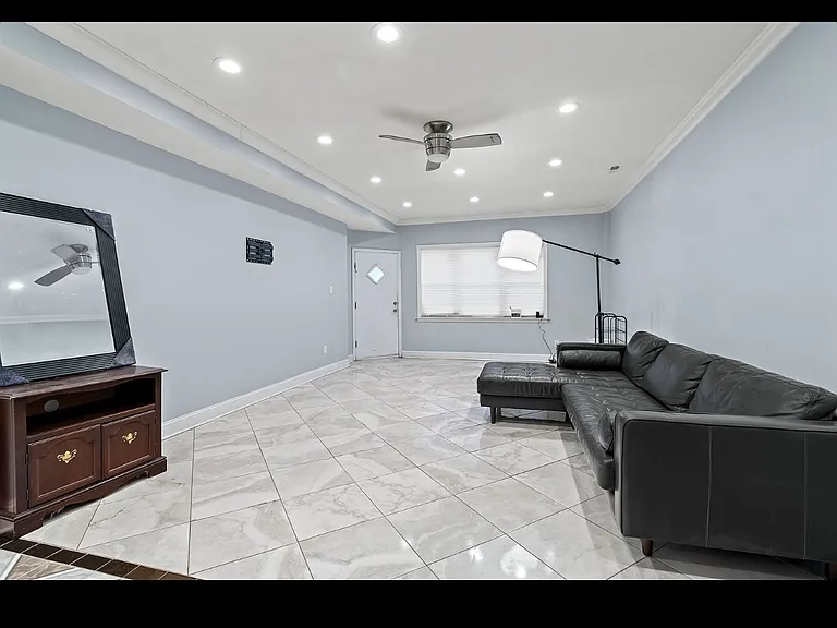 5101 Ditman St — Photo 2