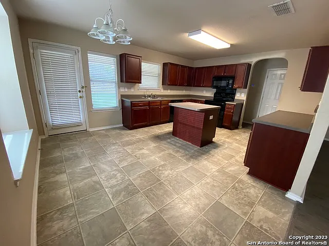 7811 Fort Allen — Photo 12