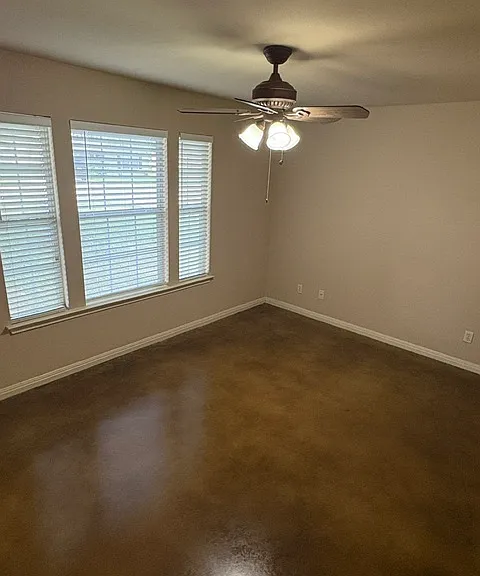 219 Windmill Hl — Photo 6