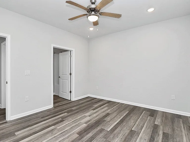 520 Tom Hunter Rd — Photo 37