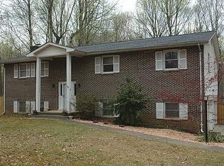 7005 Gray Fox Trl, Manassas, VA 20112