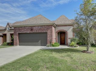 202 Fairwood Dr, Broussard, LA 70518