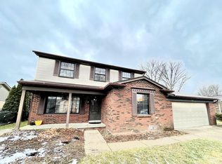 738 Longfellow Dr, Troy, MI