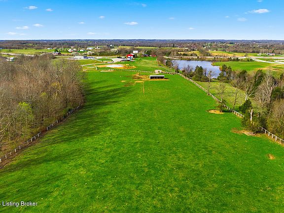 4th image of 27 Clay Lick Rd