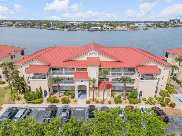 442 Bouchelle Dr APT 104, New Smyrna Beach, FL 32169