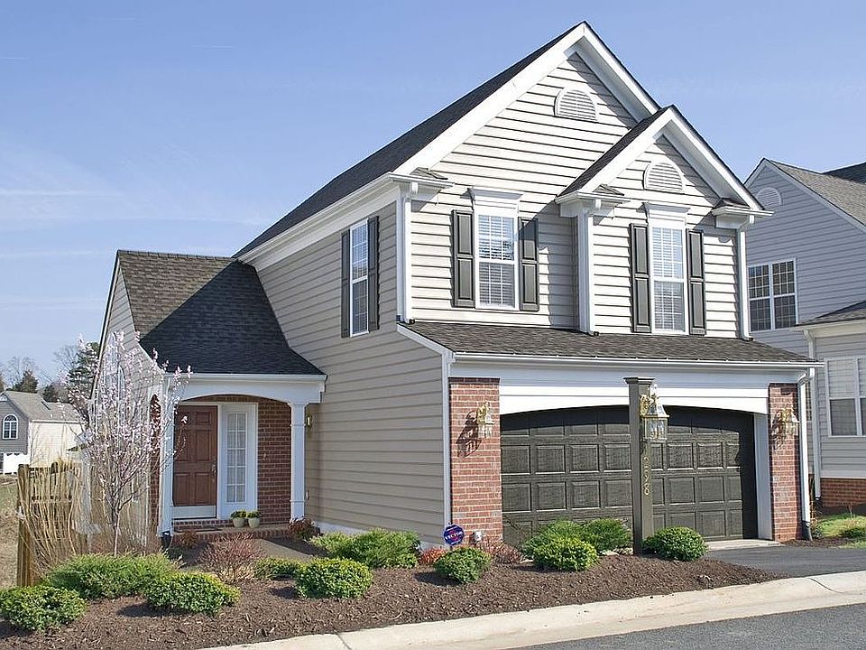 1298 Courtyard Dr