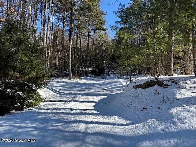 2nd image of 152 Bloody Pond Road