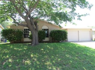 1315 Willowbrook St, Lancaster, TX 75134