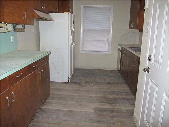 4th image of 1446 Miami Dr