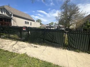 5640 W Patterson Ave, Chicago, IL 60634