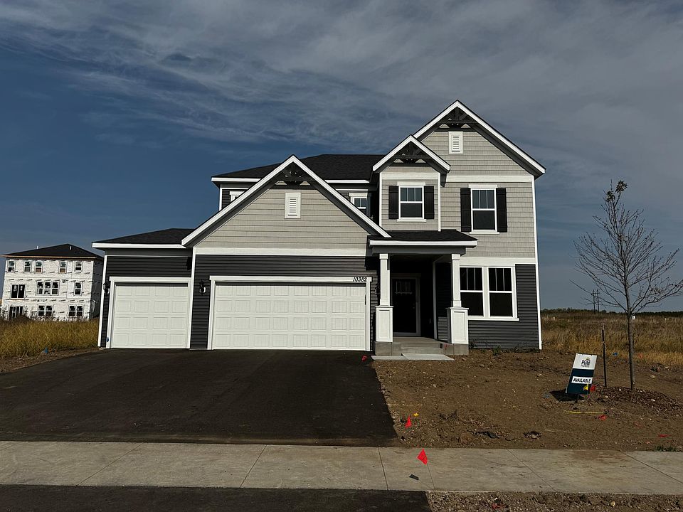 1st image of 10382 McGregor Blvd