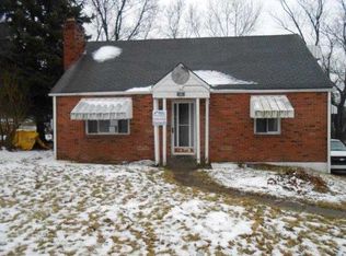 101 Parkwood Ln, Mcmurray, PA 15317