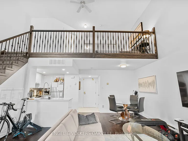 100 Bronte Rd #416 — Photo 7