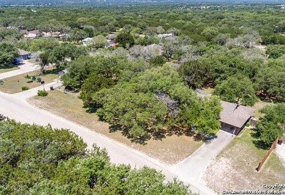 5th image of 274 Starvation Hill Ln