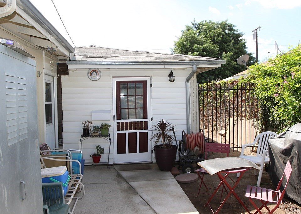 1st image of 4271 El Molino Ave