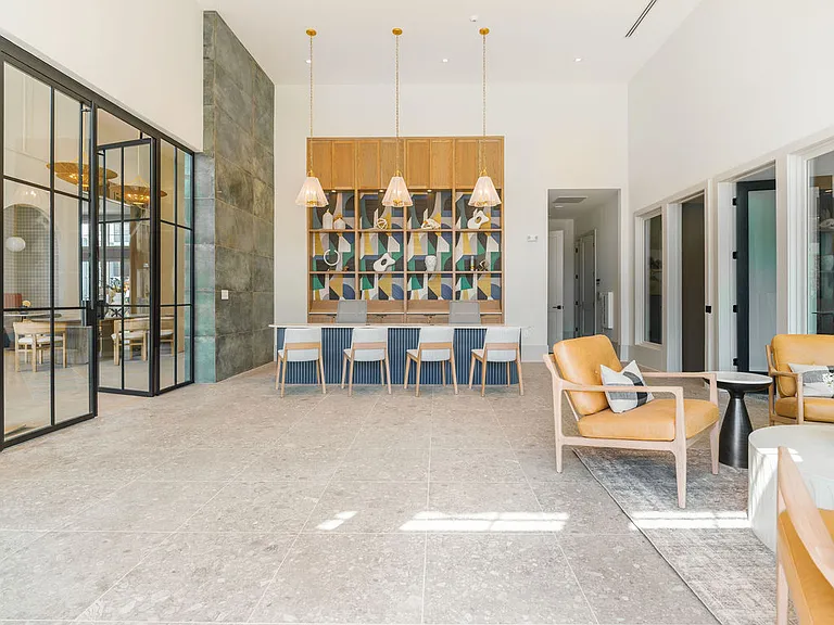 Miro Luxury Apartments — Photo 15