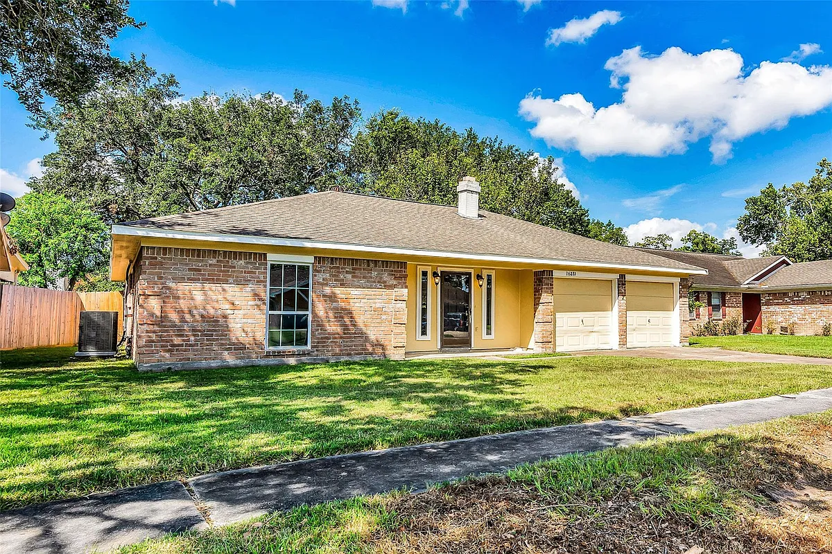 Primary Photo - 16223 Brinkwood Dr
