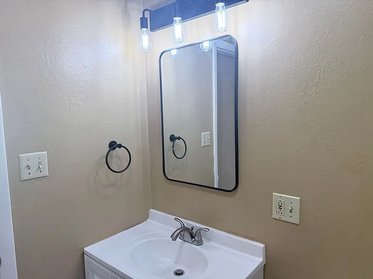 1419 Prado Dr — Photo 21