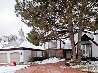 1105 Burr Ridge Clb, Burr Ridge, IL 60527