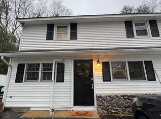 1049 Mammoth Rd #A, Pelham, NH 03076