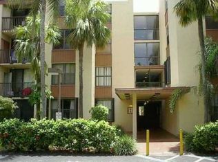 14310 SW 88th Ave, Palmetto Bay, FL 33176