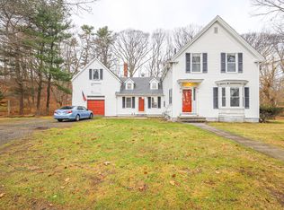 1007 Sawyer Rd, Cape Elizabeth, ME 04107