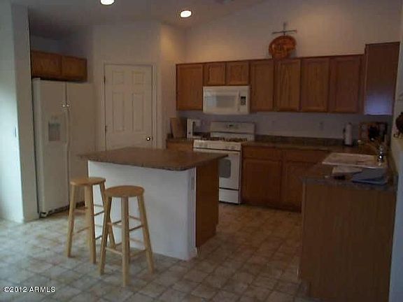 2nd image of 3105 W Silver Creek Dr
