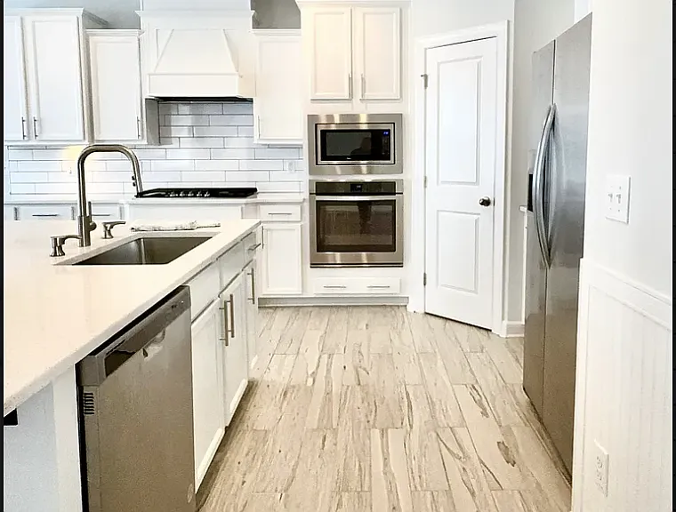 2401 Pecan Ridge Way — Photo 5