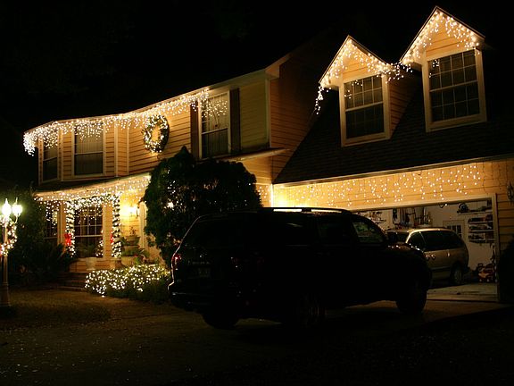 Front w Christmas Decor