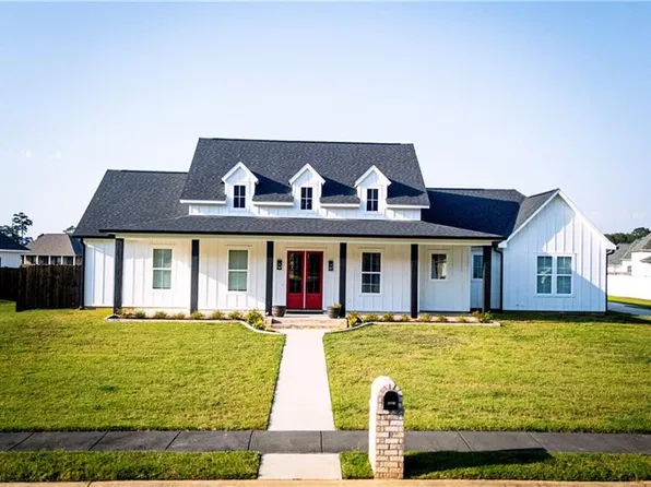 3437 Kisatchie Cir, Woodworth, LA 71485