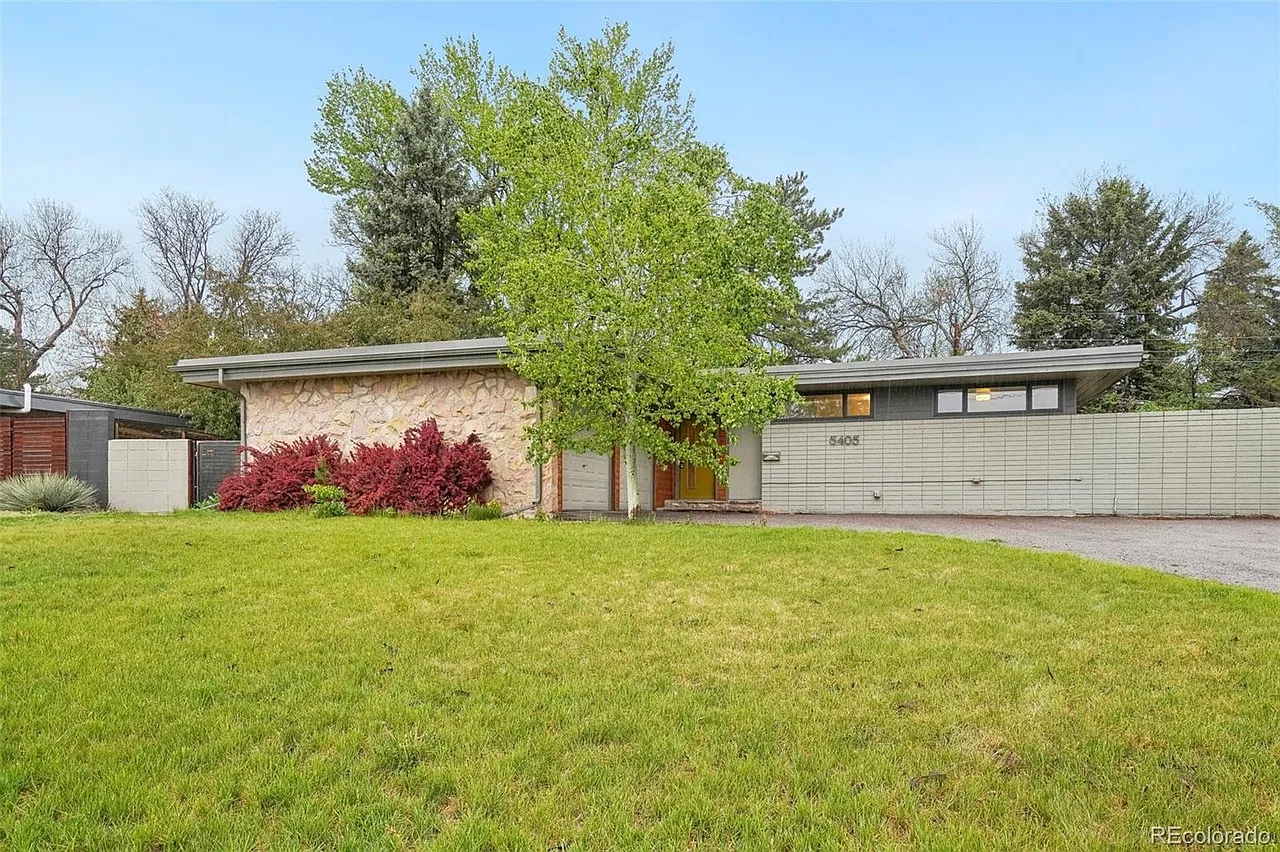 5405 S Lowell Blvd — Photo 1