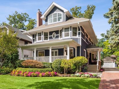 928 Ashland Ave, Wilmette, IL, 60091