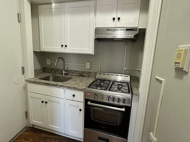 1175 Chapel St #A201 — Photo 3