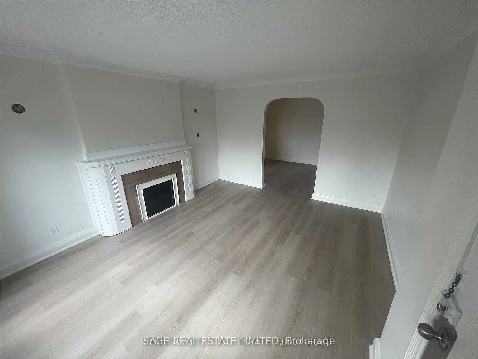 2 bed, $2,850 — Photo 3