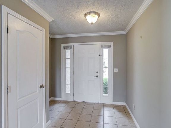 5th image of 4523 Erinwood Ct