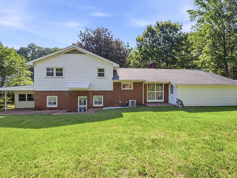 119 Waldrop St — Photo 32