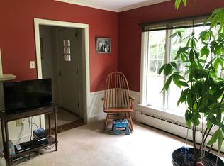 28 Merrill Rd, Falmouth, ME 04105