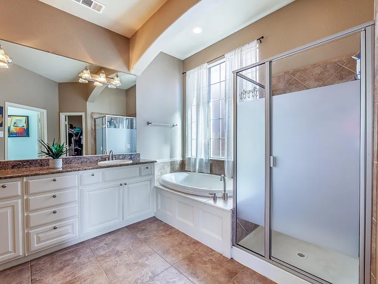 920 Fannin Dr — Photo 22