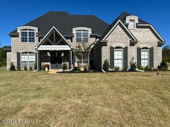 398 Poplar Ln, Holly Springs, MS 38635