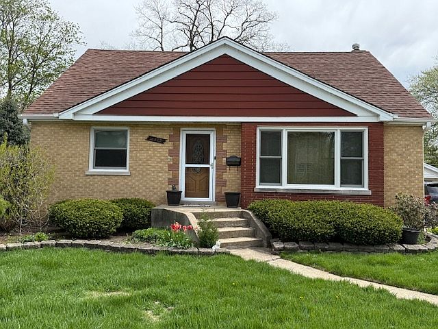 10823 S 71st Ct, Worth, IL 60482 | MLS #12627476 | Zillow
