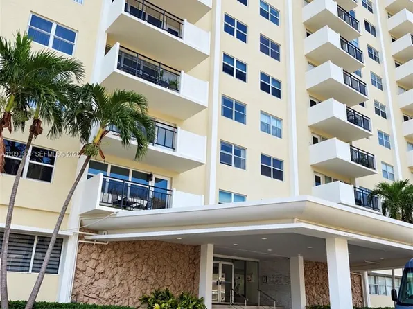 401 Golden Isles Dr, Hallandale, FL