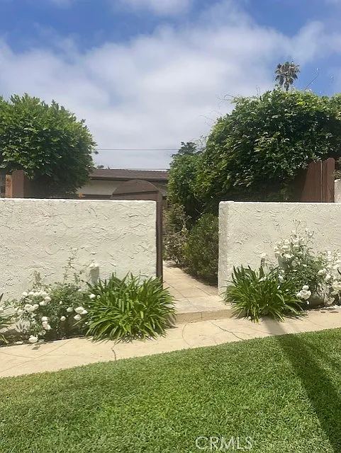 1 bed, 775 sqft, $2,190 — Photo 3