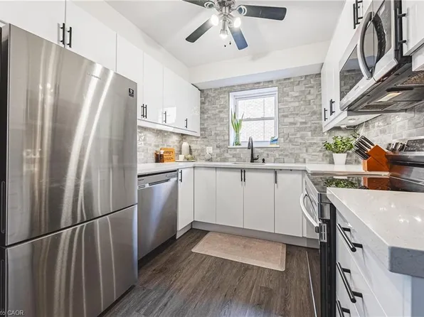 836 Concession St #208, Hamilton, ON L8V 1E2