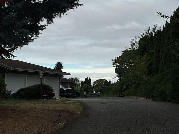 4th image of 9126 131st Ave SE