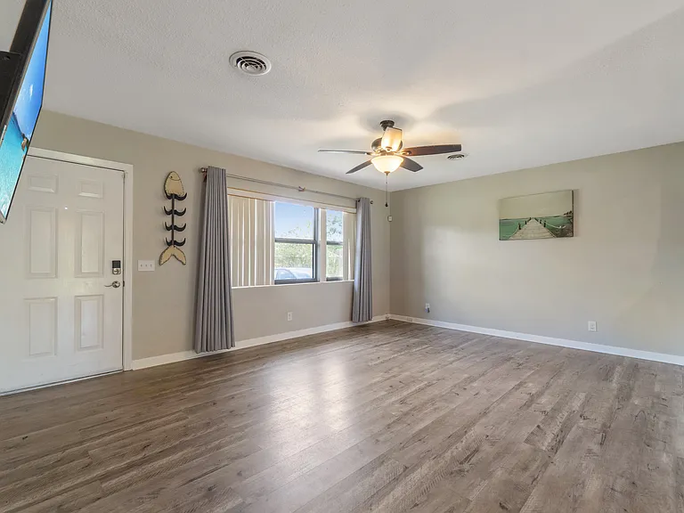 308 Calhoun Ave — Photo 4