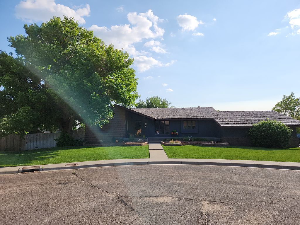 1802 Amir Cir - Property Image